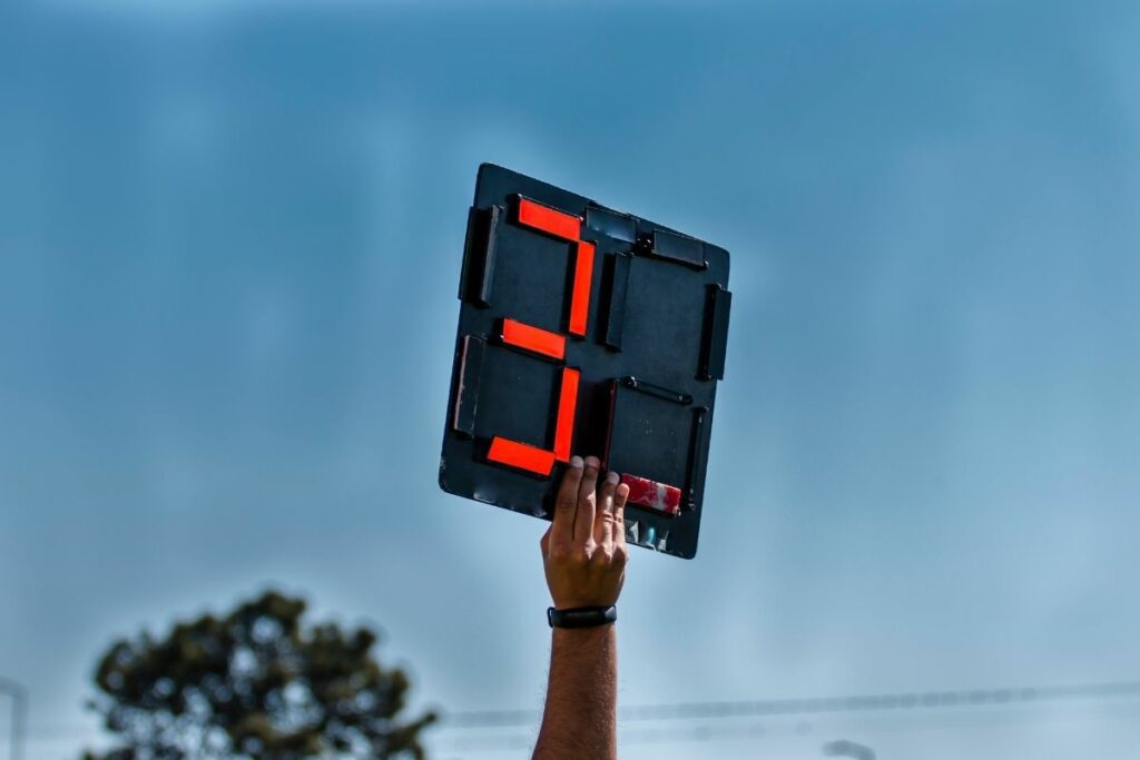 How Do Soccer Referees Determine Stoppage Time?