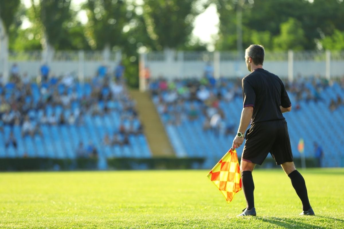 How Do You Referee A Little League Soccer Game