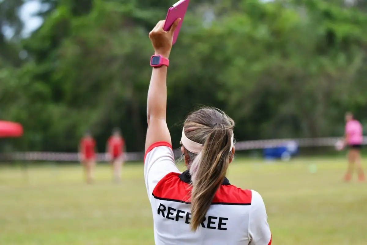 How to Become a Teenage Youth Sports Referee in 5 Easy Steps